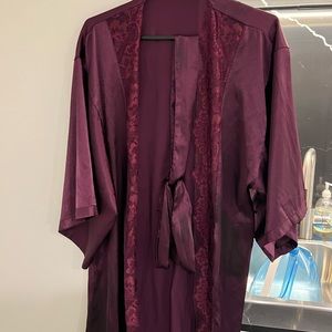 La senza purple Robe